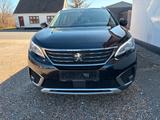 Peugeot 5008 Allure - Peugeot: Allradantrieb