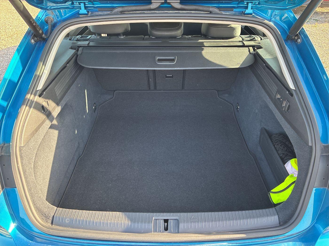 Volkswagen Arteon Shootingbrake ELEGANCE 2.0TDI DSG ACC.AHK