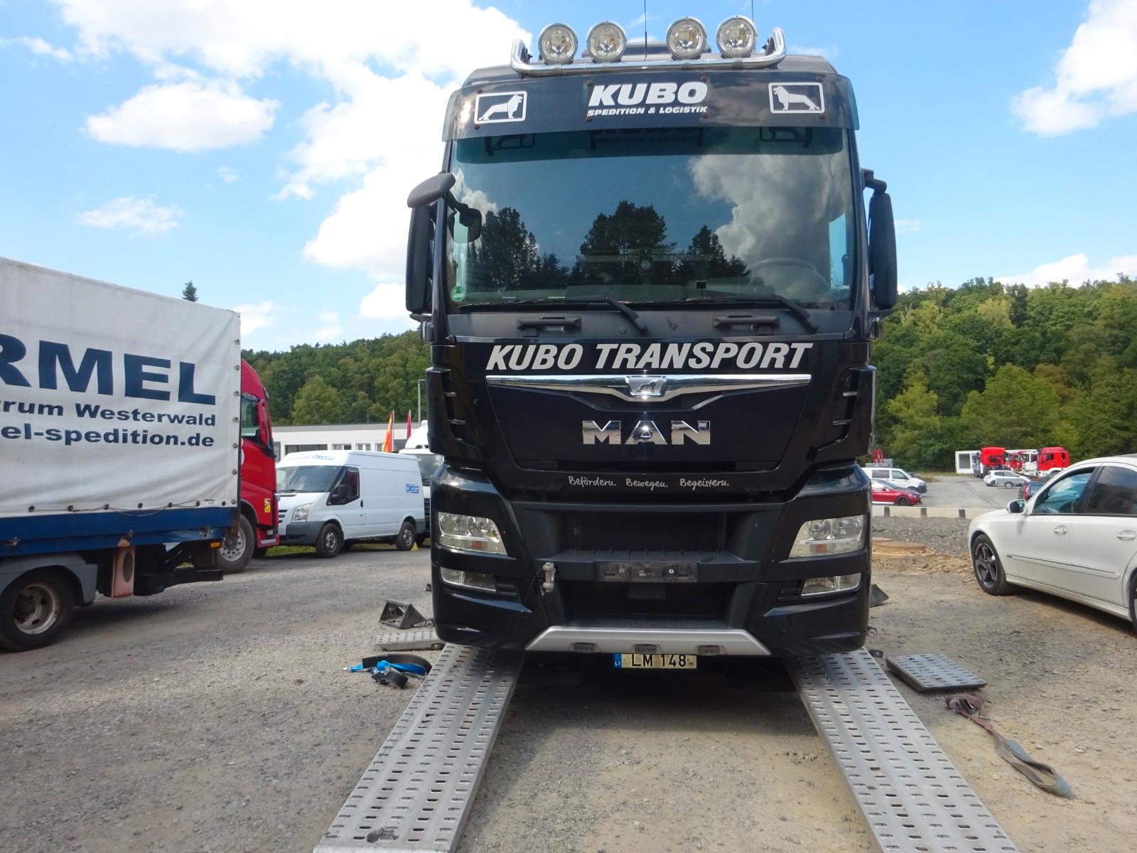 MAN 18.460 / Retarder / Motorschaden