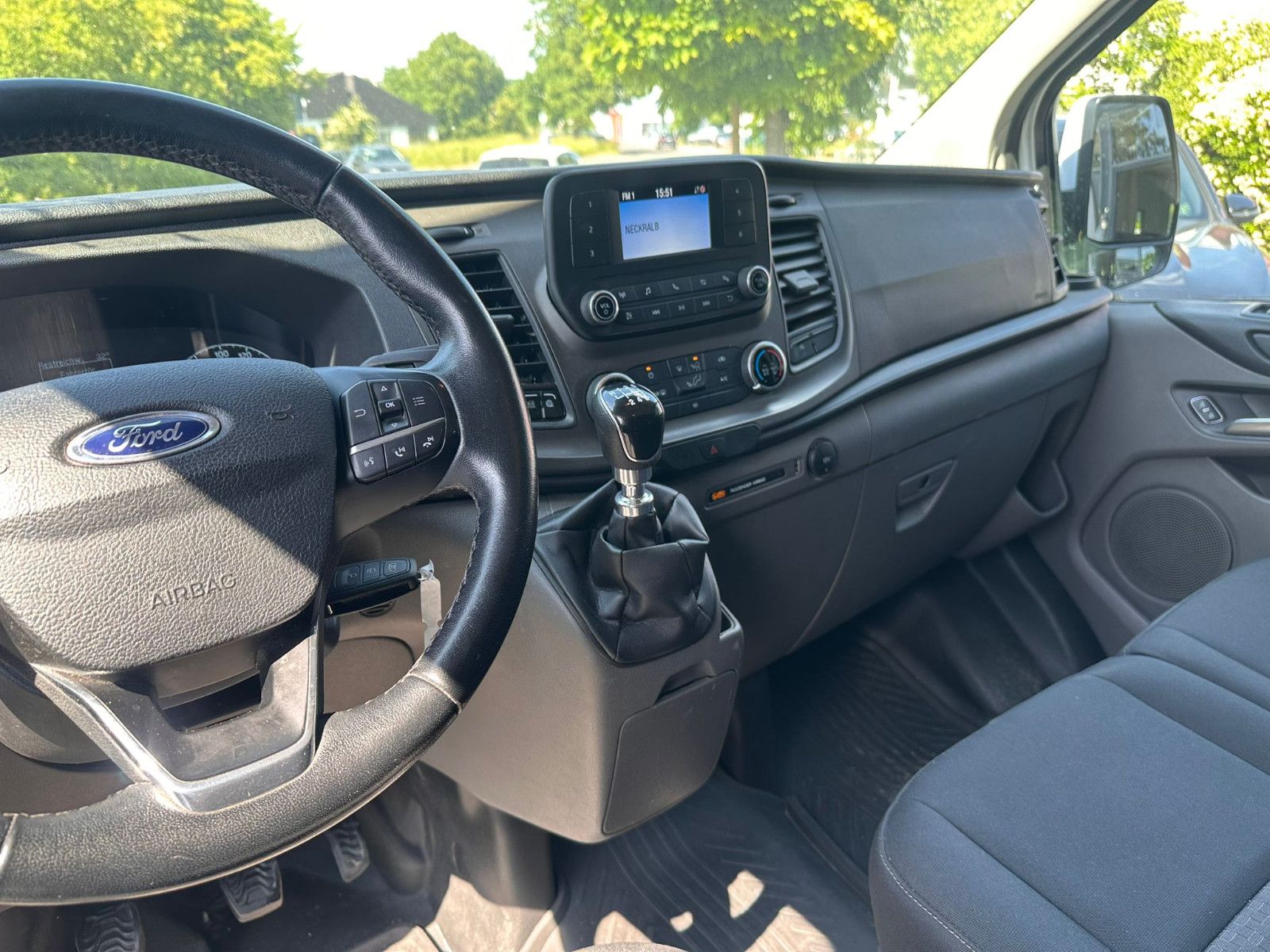 Fahrzeugabbildung Ford Ford Transit Custom 320 L2H2 Trend*TEMPO*SH*AHK*