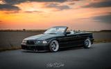 BMW E36 320i  cabrio stance  - BMW: Schwarz, Roadster, E36