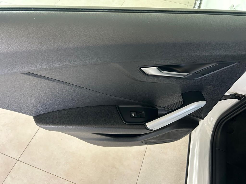 Audi Q2 35 TSI DESIGN NAVI*ViCo*ACC*PANO*MFL*STANDHZG