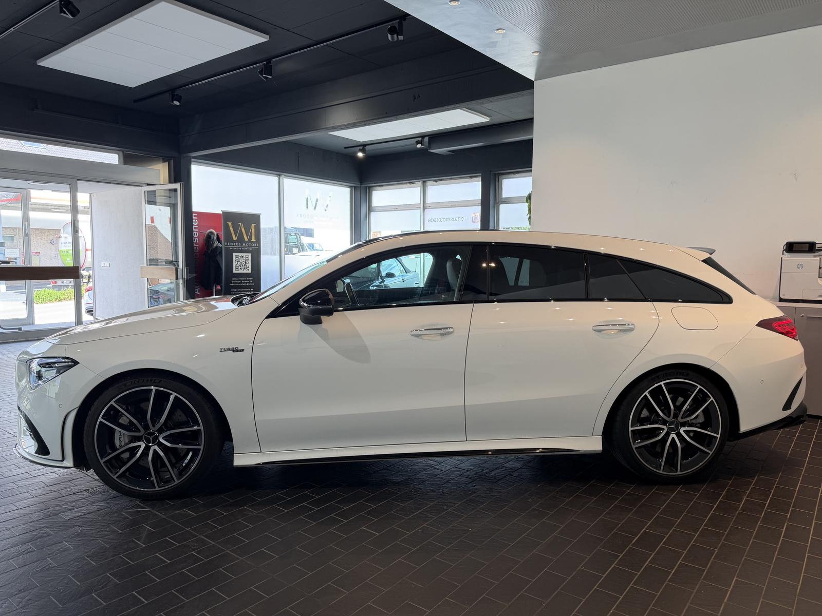 Mercedes-Benz CLA 35 AMG Shooting Brake Aero*HUD*Pano*Night*