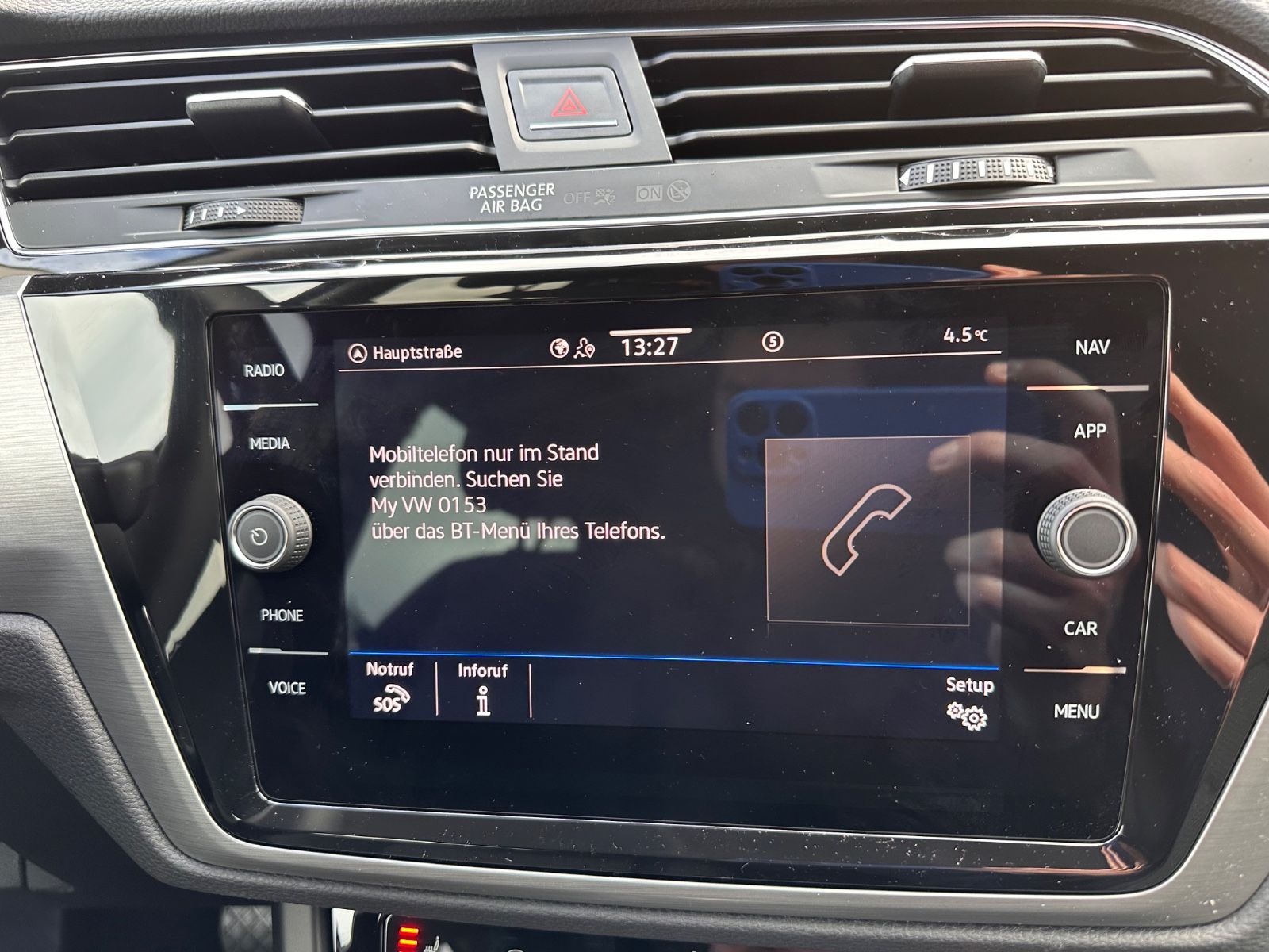 Fahrzeugabbildung Volkswagen Touran Comfortline 1.5 TSI DSG AHK/LED/Navi/SHZG