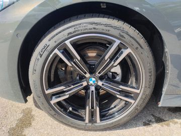 BMW 320d xDrive M Sport M Sportpaket Head-Up HiFi