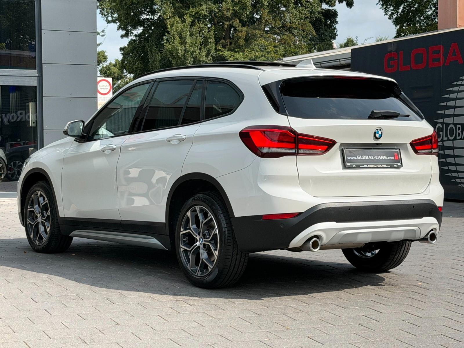 BMW X1 sDRIVE 20d X-LINE*PANO*ACC*HUD*