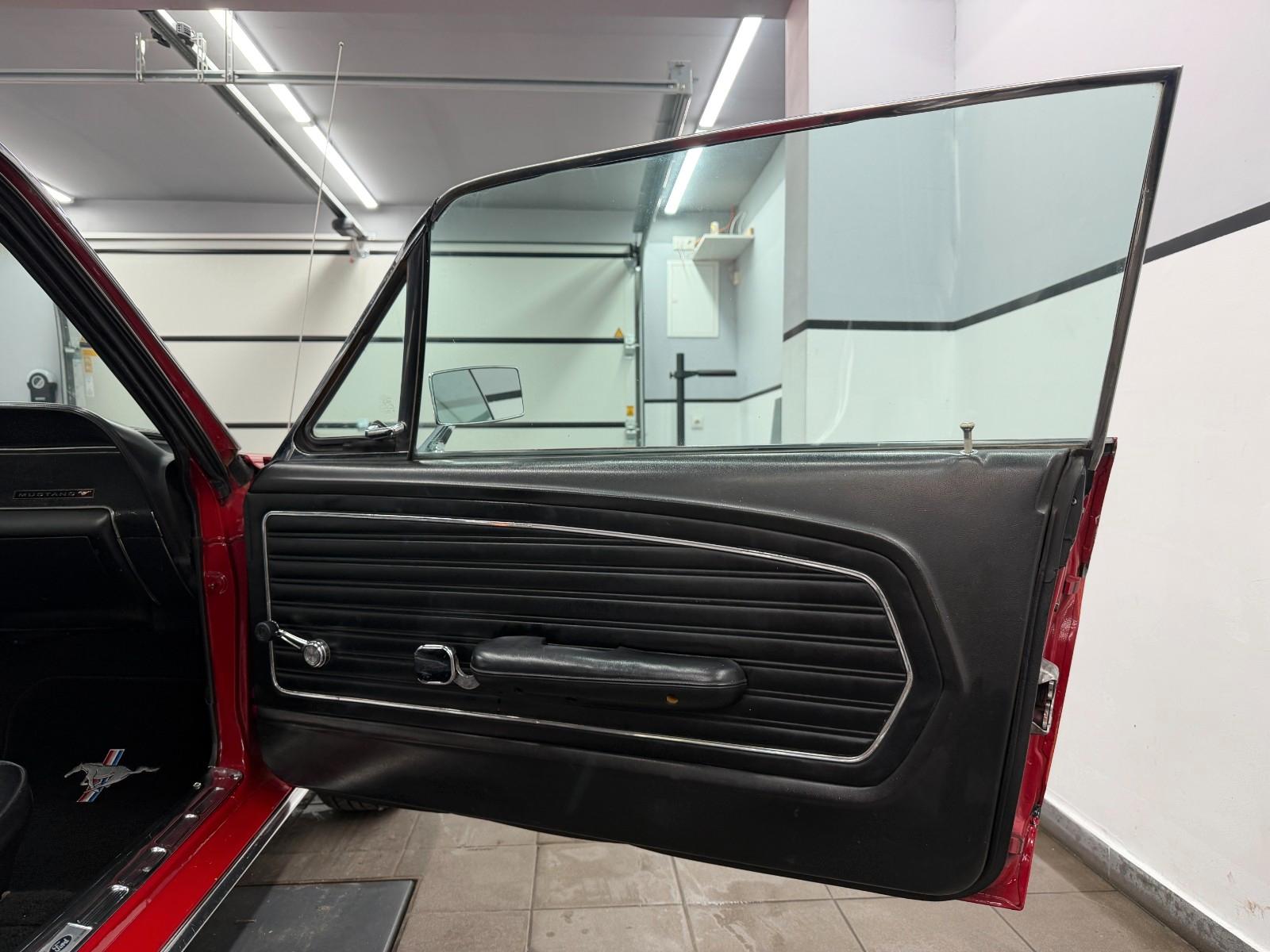 Ford Mustang Coupé 289 4.7 V8 194ch - Imatriculation collection - Flowmaster - Révision complète