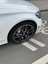 Mercedes-Benz C 220 d 4MATIC T Autom. - - Mercedes-Benz C 220 Gebrauchtwagen in Mülheim (Ruhr)