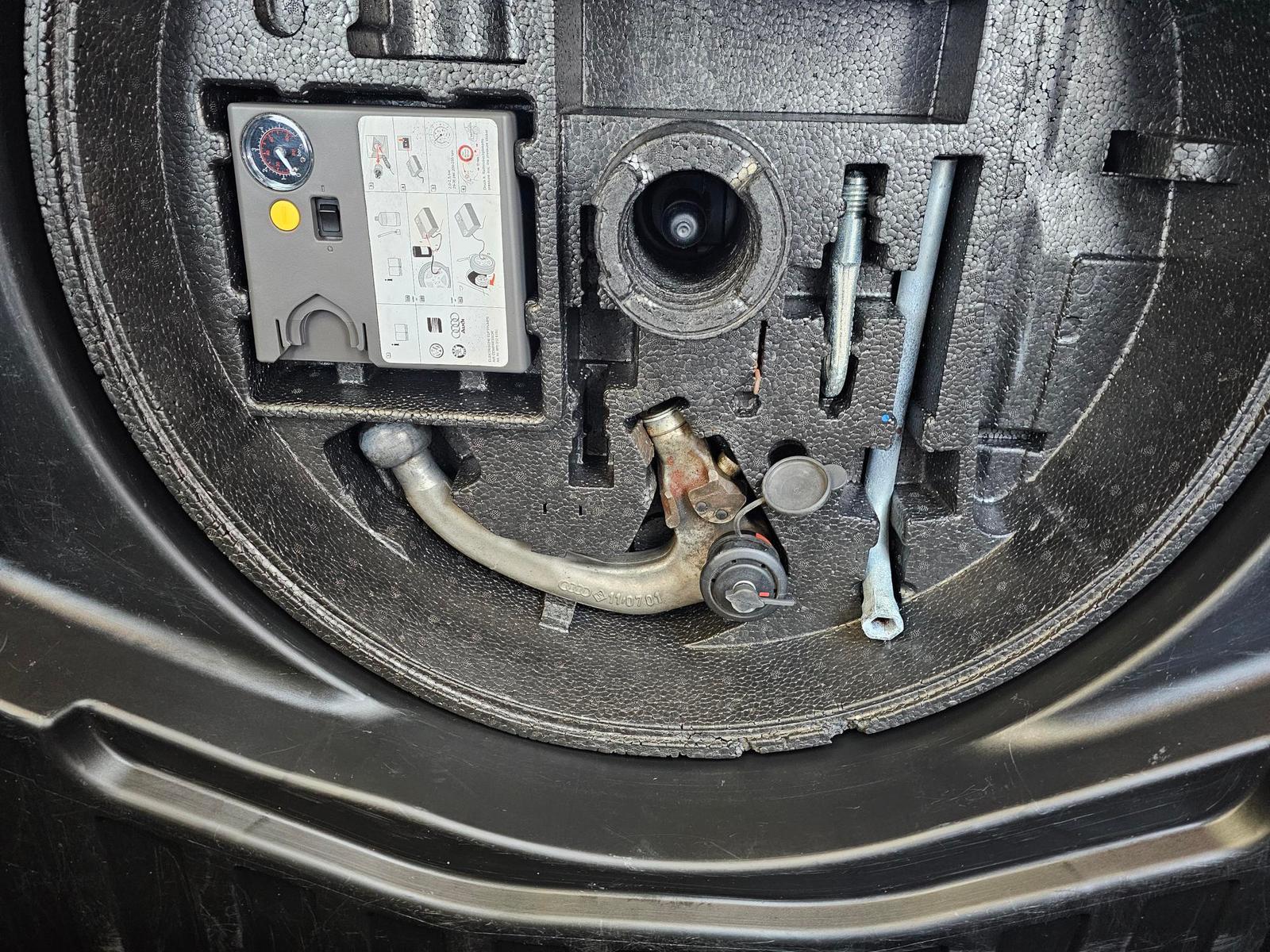Audi A4 2008 — photo 15