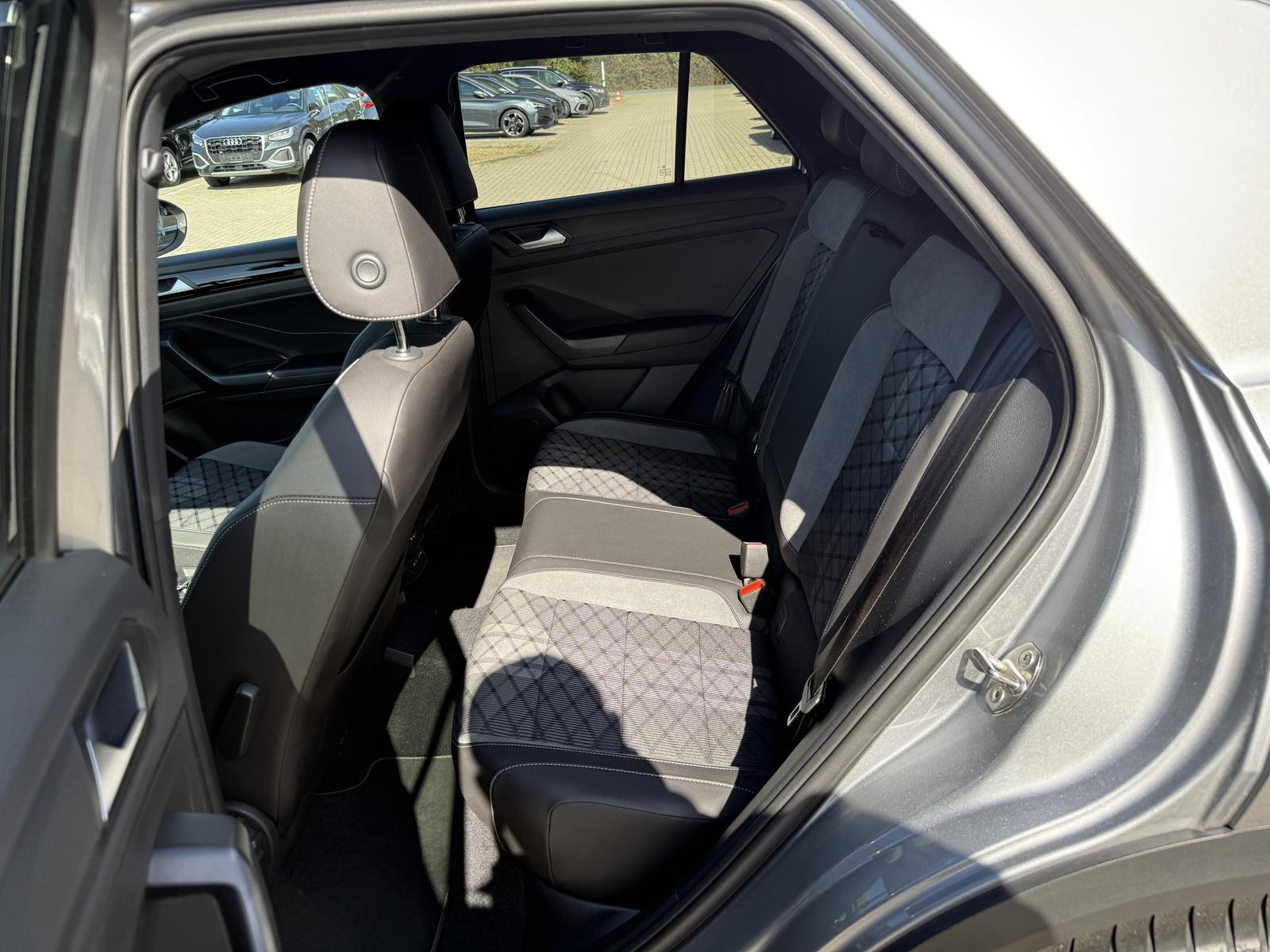 Volkswagen T-Roc R-Line,18-Zoll,IQ-Drive,R.Kam,Kessy,Side., миниатюра 21