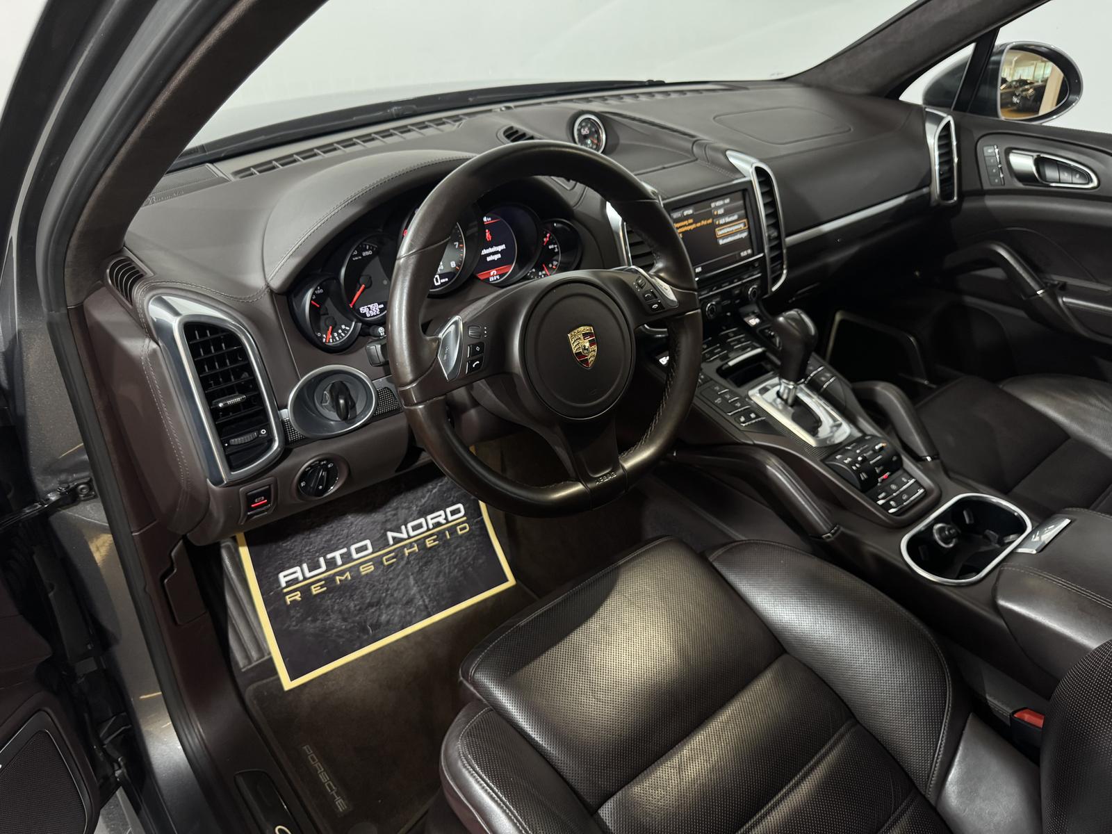 Porsche Cayenne 4.8 GTS*18-Wege*21´´*Pano*Burmester*LUFT