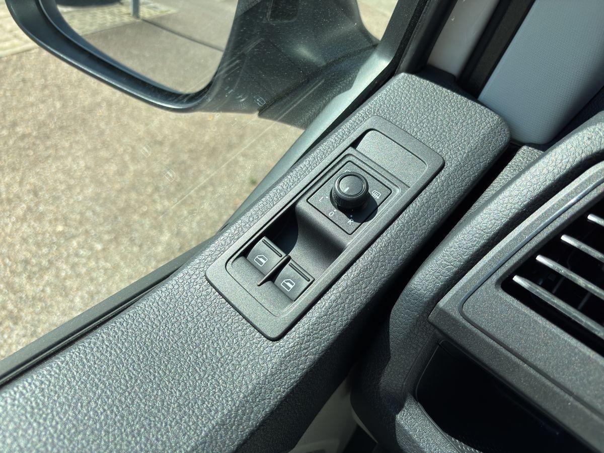 T6 Transporter Kasten 2.0 TDI ACC RFK NAV LED