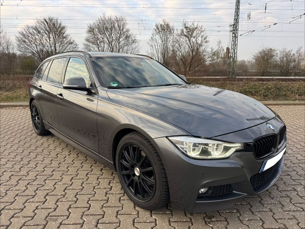 Image of BMW 320