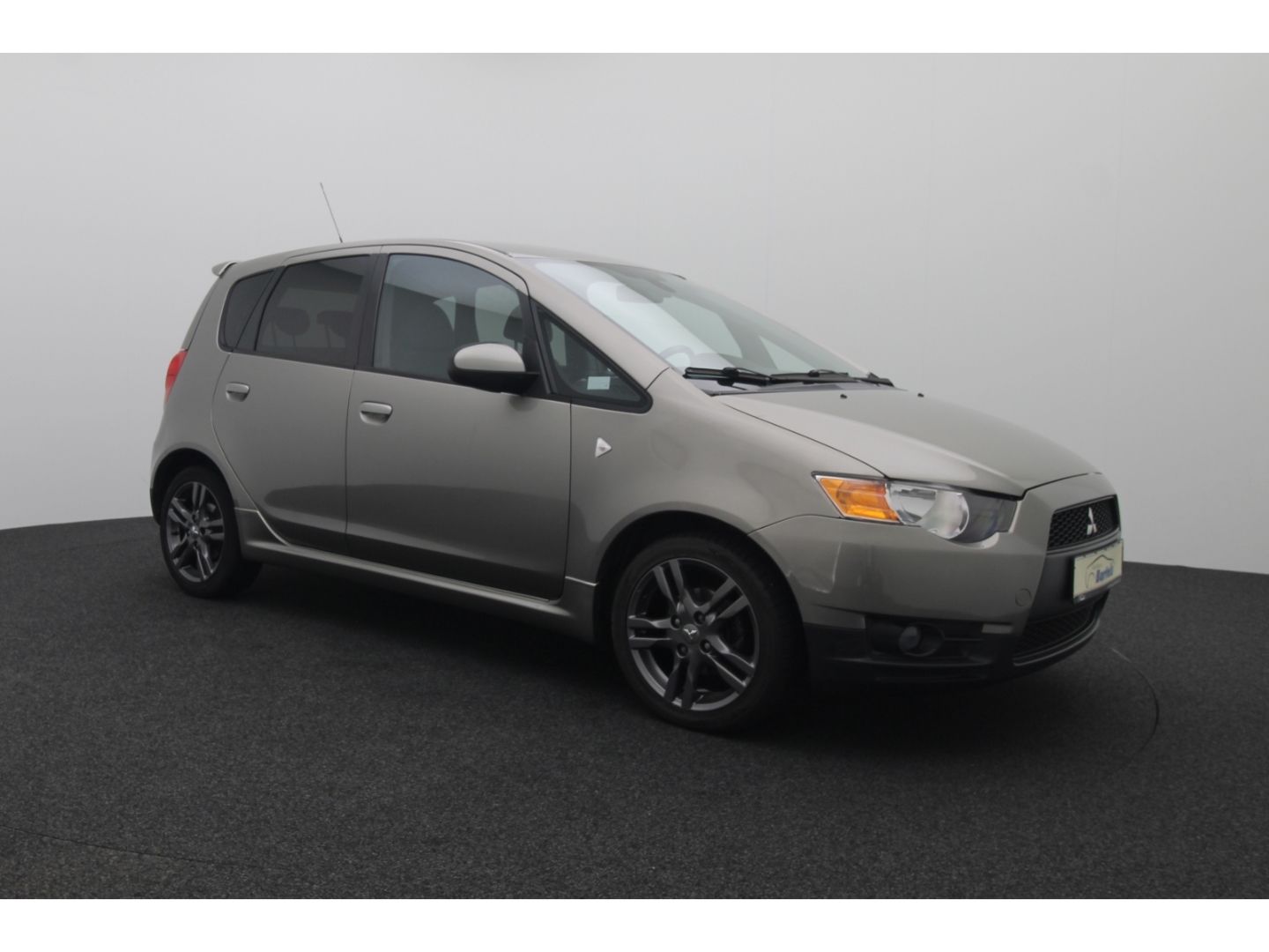 Fahrzeugabbildung Mitsubishi Colt 1.3 Polar Tempomat Multifunktion SHZ Notbre