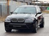 BMW X5 M50d mit Motorschaden AHK Pano Leder HUD ACC - BMW X5 Unfallwagen