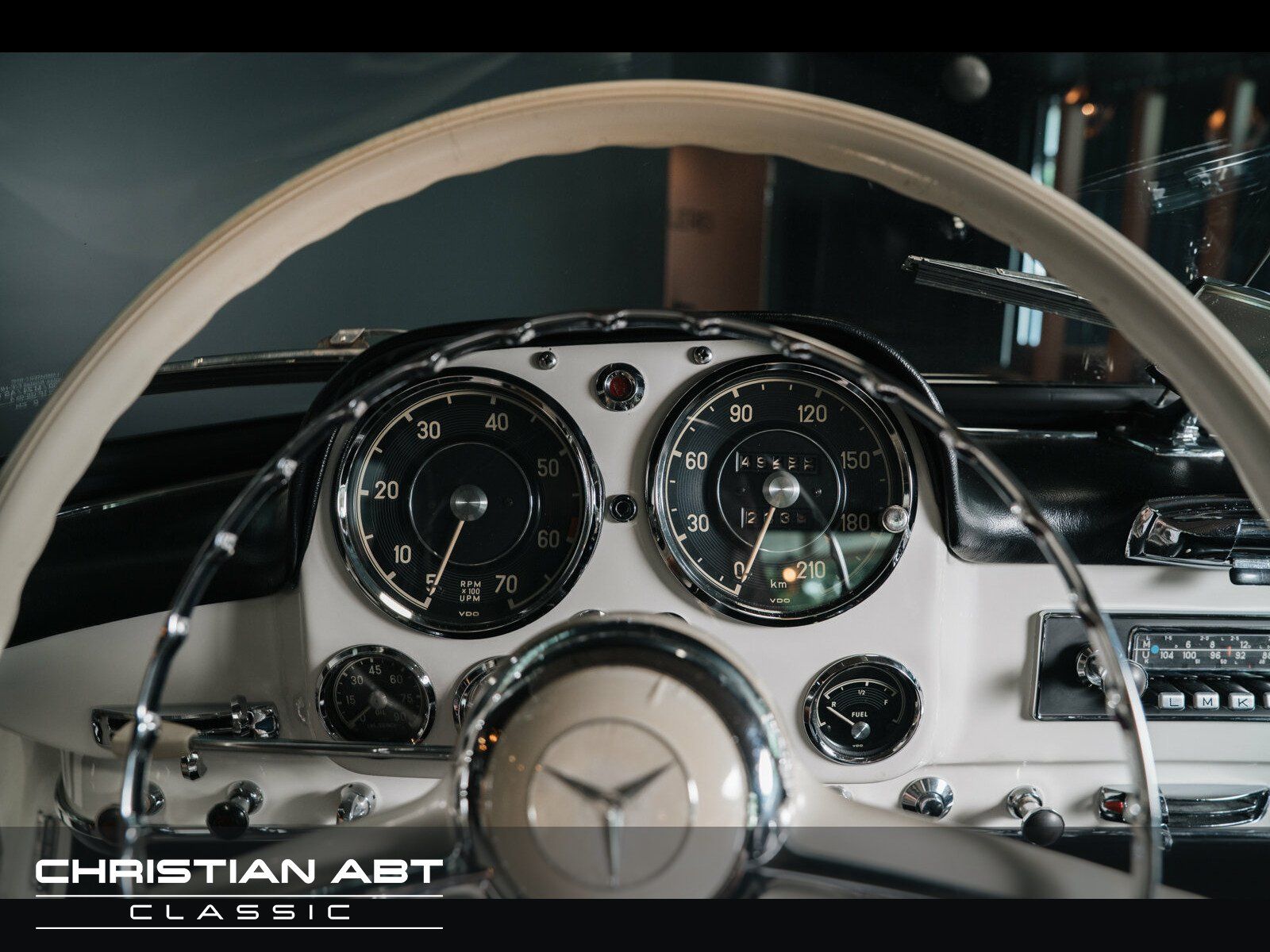 Fahrzeugabbildung Mercedes-Benz 190 SL