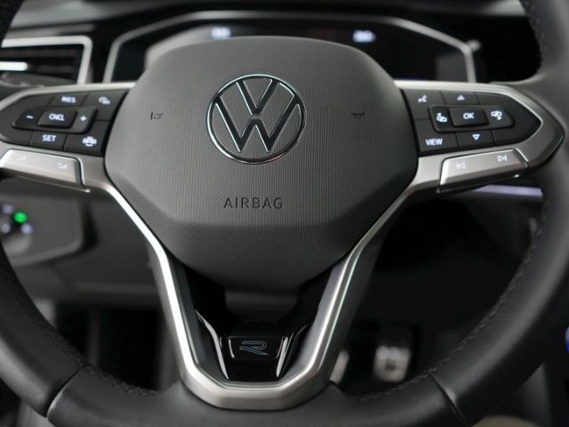 Polo R-LINE TSI DSG+RÜCKFAHRKAMERA+SITZHEIZUNG+L