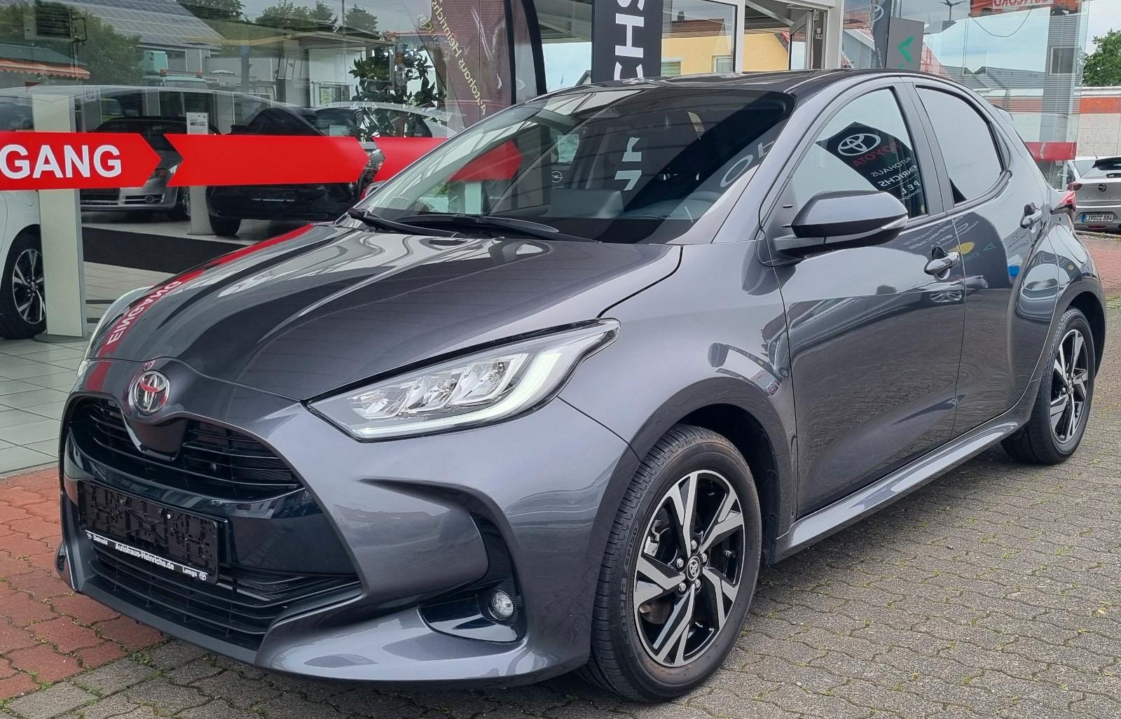 Toyota Yaris Hybrid Teamplayer