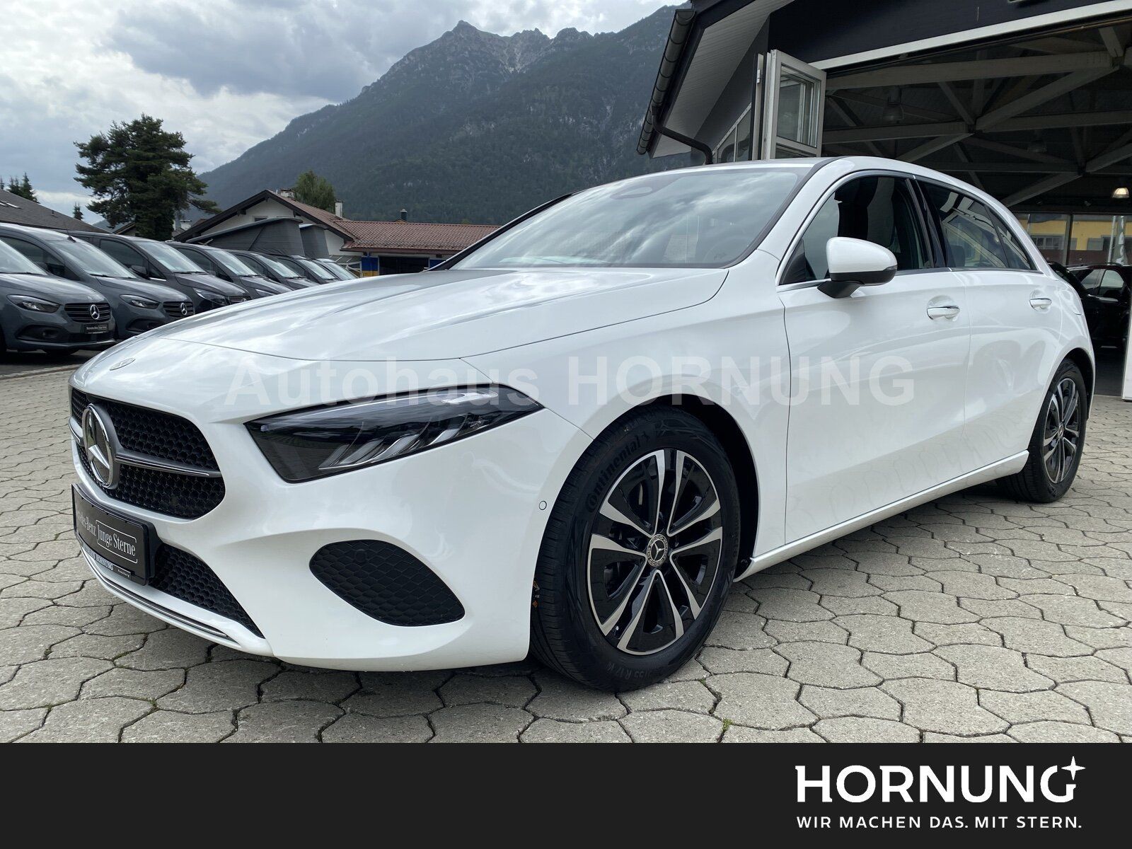 MERCEDES-BENZ A 200 Progressive DISTRONIC CARPLAY TW LENK-HEIZ