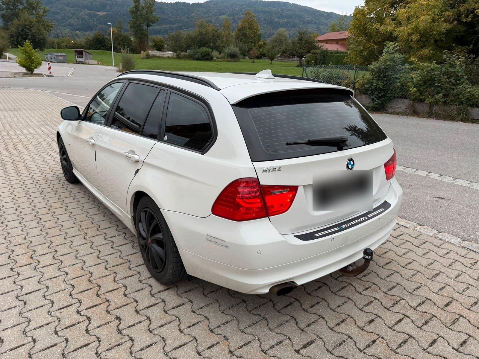 BMW 318 2010 — photo 7