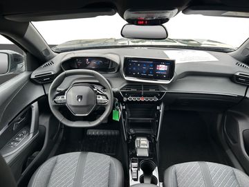 Peugeot 2008 1.2 145 Allure LED+SHZ+Alcant.+PDC+SpurH