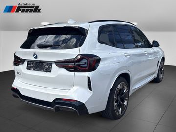 BMW iX3 M SPORT Gestiksteuerung Head-Up HK HiFi DAB