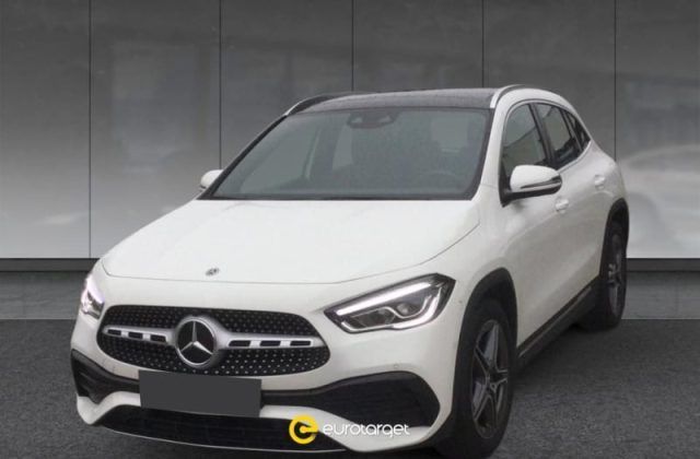 Mercedes-Benz MERCEDES-BENZ GLA 200 Automatic Premium