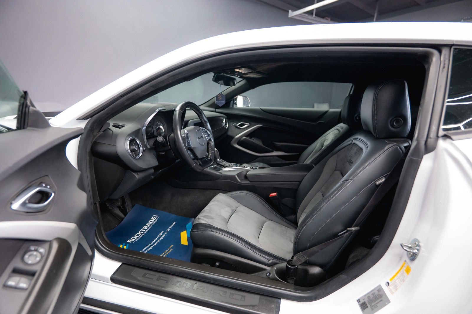 Fahrzeugabbildung Chevrolet Camaro 6.2 SS Coupe ZL1 LT1 Performance CarPlay