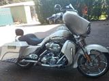 Harley-Davidson Street Glide CVO 110 - Offers