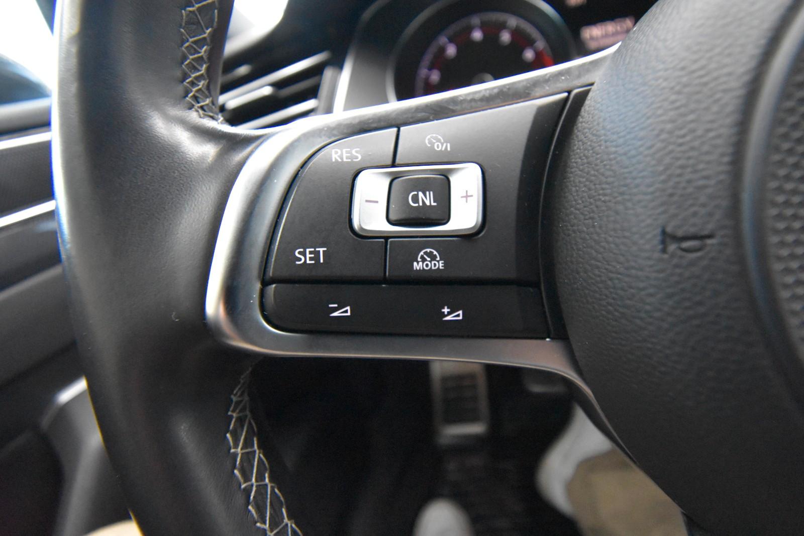 Volkswagen Arteon R-Line 4Motion SHZ NAVI 360°Kamera