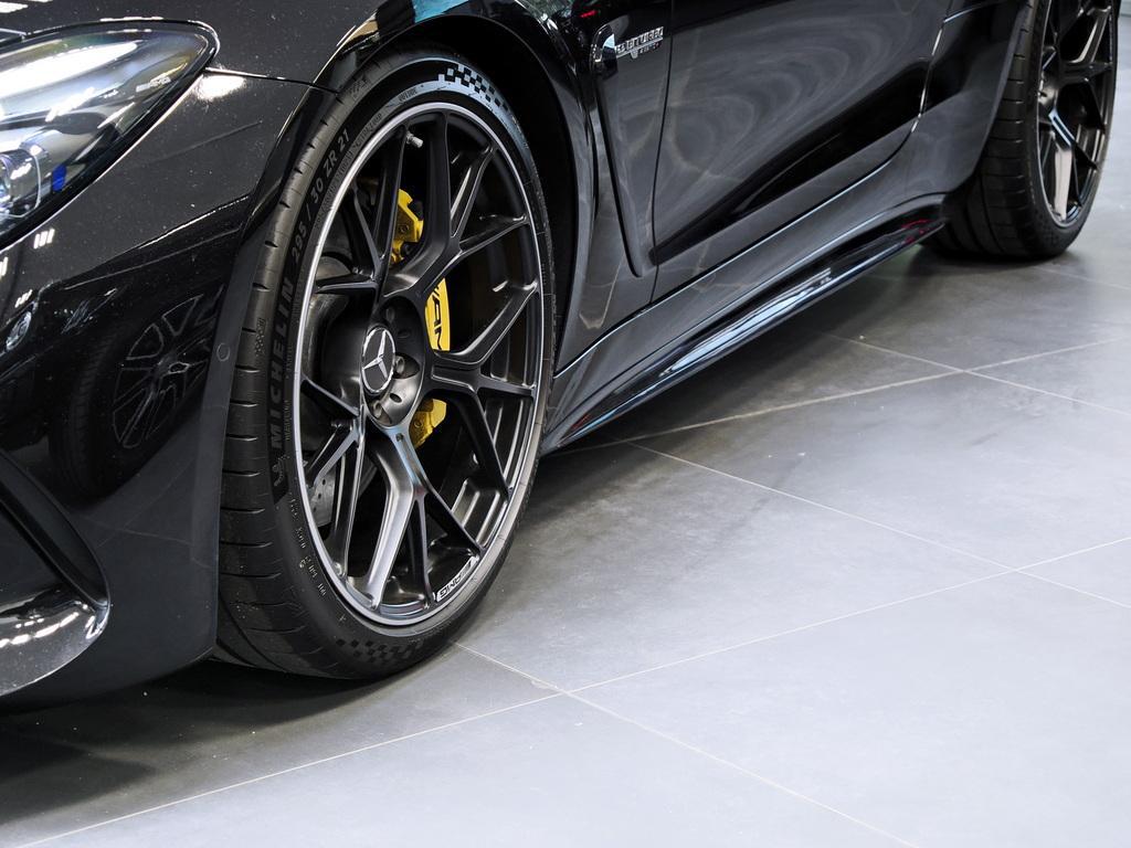 Mercedes-Benz GT 63 AMG 4M+ HA-LENKUNG MULTI-SITZE PANO LIFT