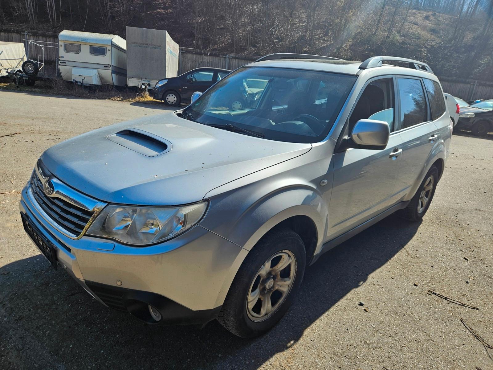 Subaru Forester 2.0D +4X4+LEDER+EURO5+6GANG