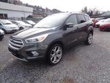 Ford Kuga  AWD 4x4 Allrad Titanium - Ford Kuga: Van