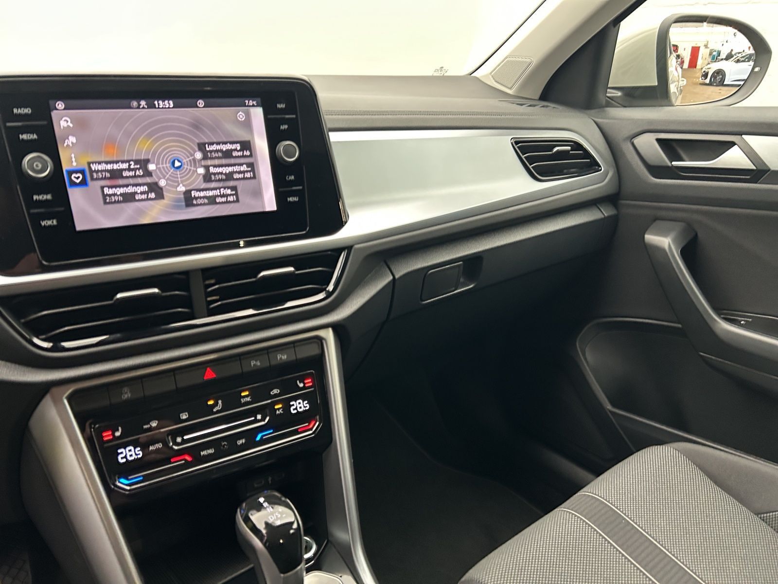 Volkswagen T-Roc - Bild 6