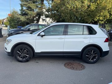 Volkswagen Tiguan - 2
