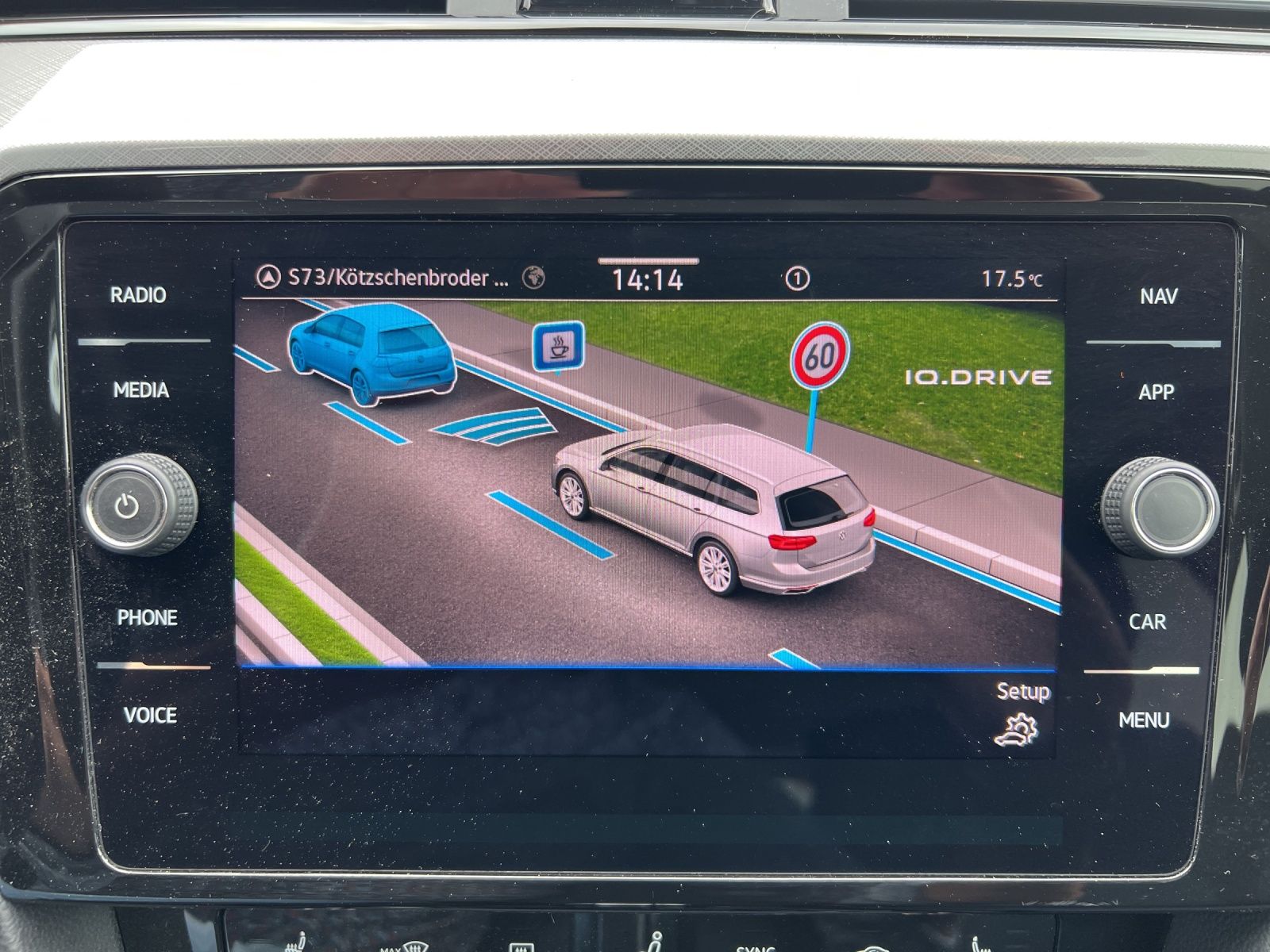 Fahrzeugabbildung Volkswagen Passat Variant GTE 1.4 TSI DSG LED Navi ACC SHZ