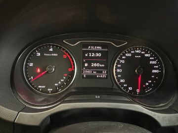 MYAUTOCENTER – Gebraucht- und Jahreswagen mit Werkstattservice in Pfaffenhofen Audi A3 Sportback ambition *Spurhalte*Totwinkel*Xenon