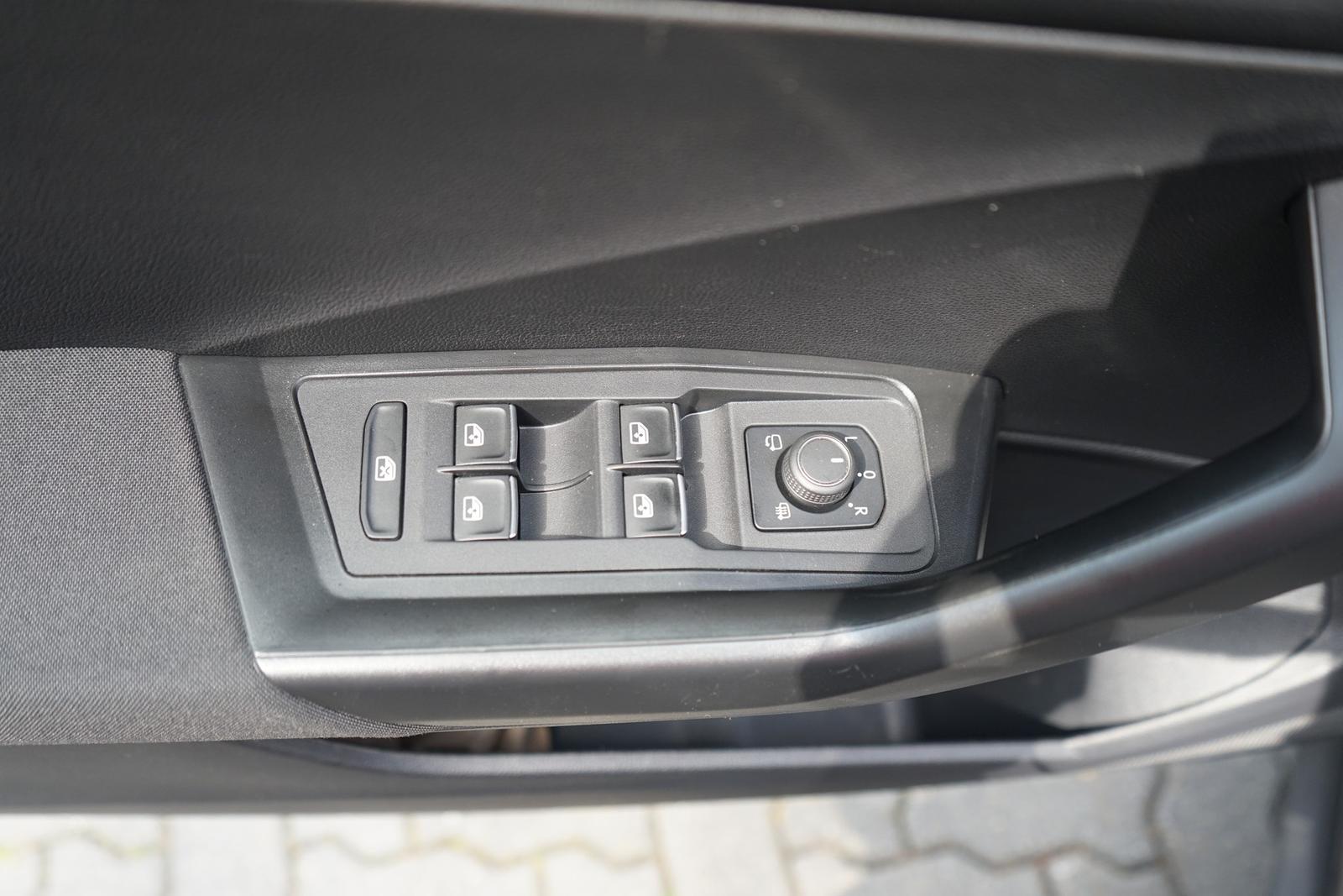 Volkswagen T-Roc 1.5 TSI DSG Sport LED Navi ACC AHK PDC, миниатюра 25