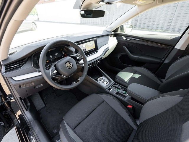 Octavia Combi 2.0 TDI Tour DSG AHK+MATRIX+STANDH