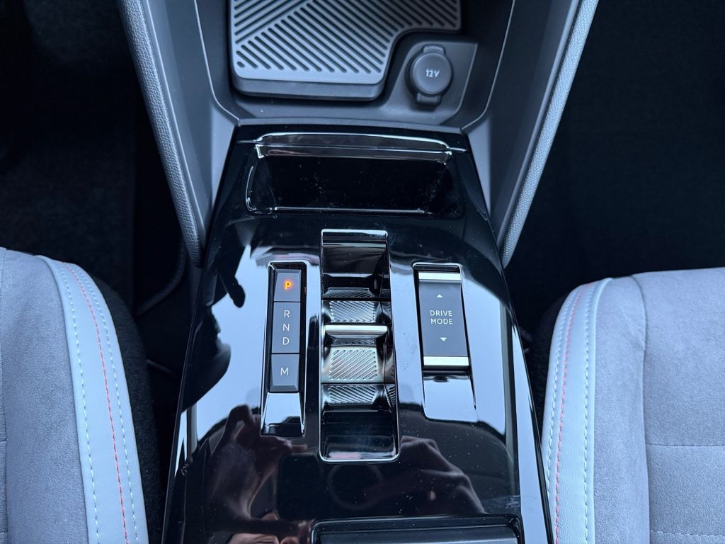 Fahrzeugabbildung Citroën C4 Benziner 130 MAX - Vollausstattung*Massage