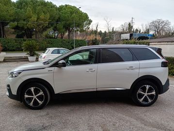 Peugeot 5008 - 2