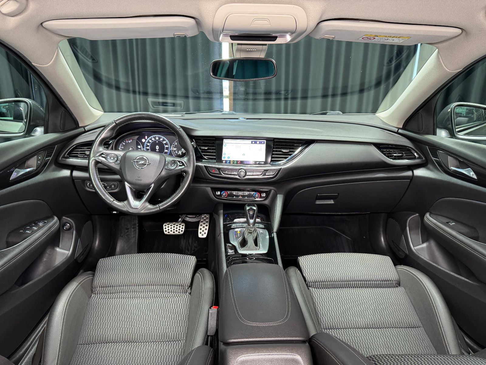 Fahrzeugabbildung Opel Insignia B Sports Tourer Dynamic|KAMERA|AHK