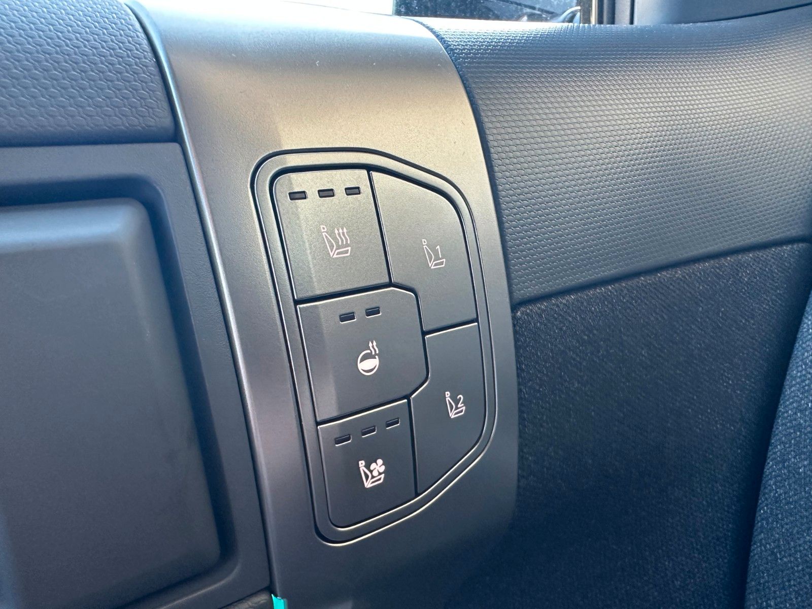 Fahrzeugabbildung Kia EV3 81,4 GT-Line  DWP COM Glasdach