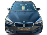 BMW 218i Active Tourer Advantage * LED*NotbremsAss* - BMW 218 mit Benzin-Antrieb: Automatik