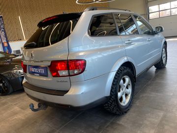 Ssangyong Kyron  Xdi 4x4 *KLIMAAUTOMATIK*LEDER*TÜV-102025