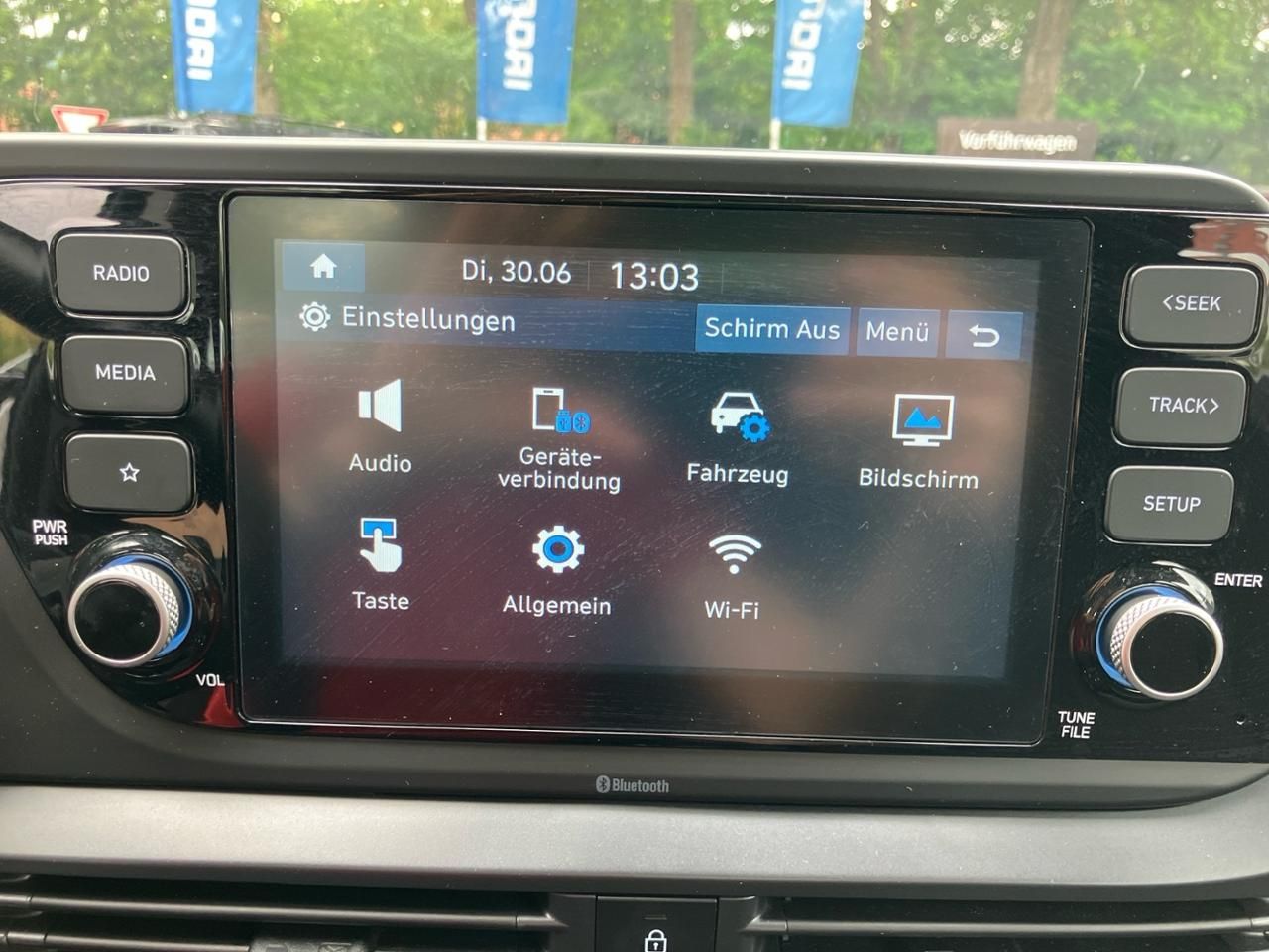 Fahrzeugabbildung Hyundai i20 INTRO KLIMAA*ZV*USB*LM*