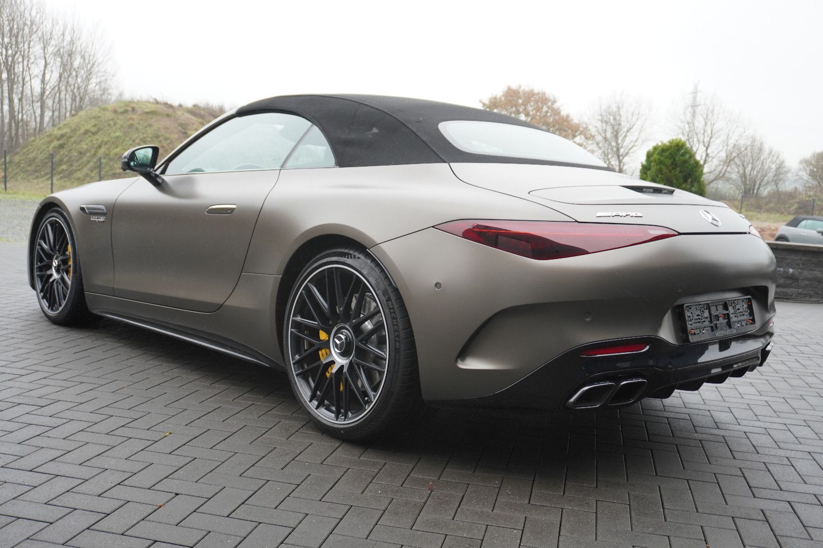 Fahrzeugabbildung Mercedes-Benz SL AMG 63 4Matic