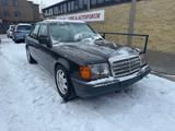 Mercedes-Benz 124 300E 24-V 136.000km 4 dors - Mercedes-Benz 300: 300e