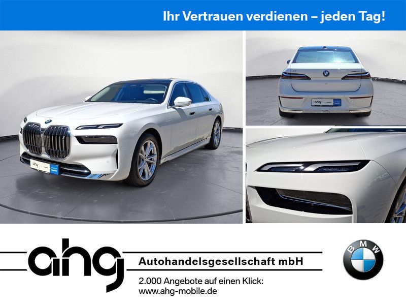BMW i7