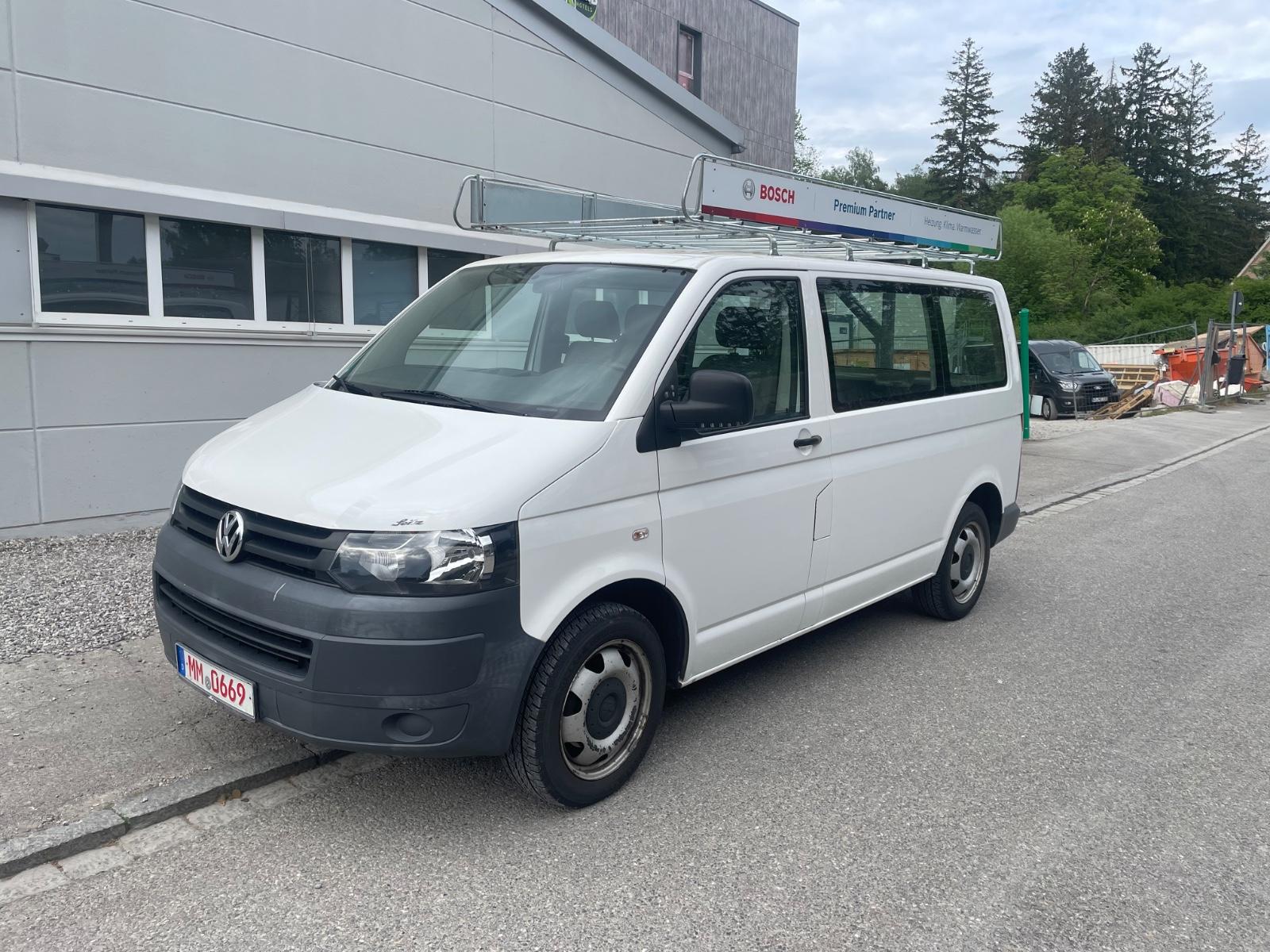 Volkswagen T5 Kombi